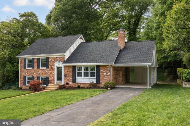 $1,103,000 | 621 Oakley Place, Alexandria, VA 22302