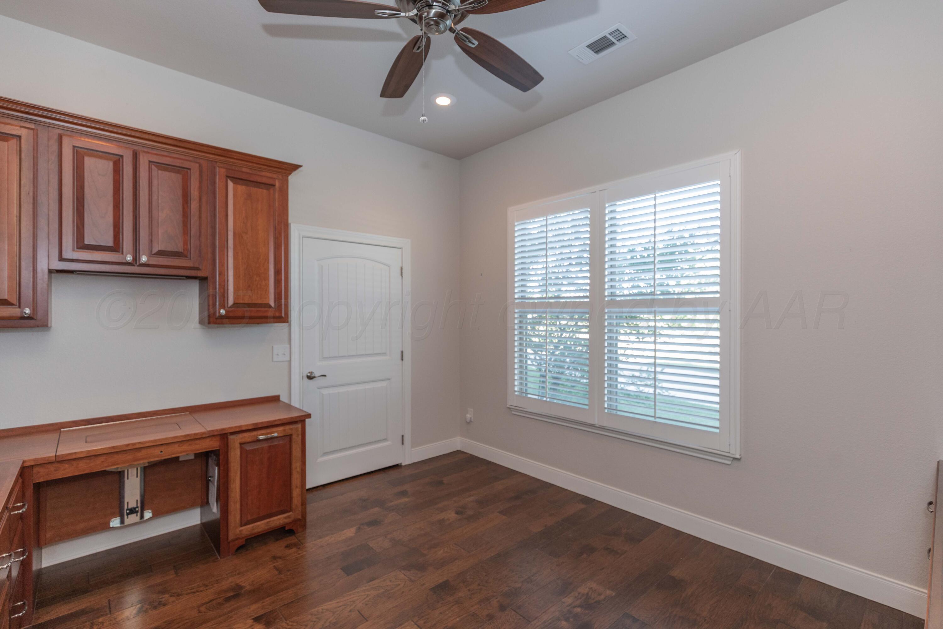 100 Pratt Street Claude, TX 79019 - Photo 58 of 73 OFFICE VIEW 3