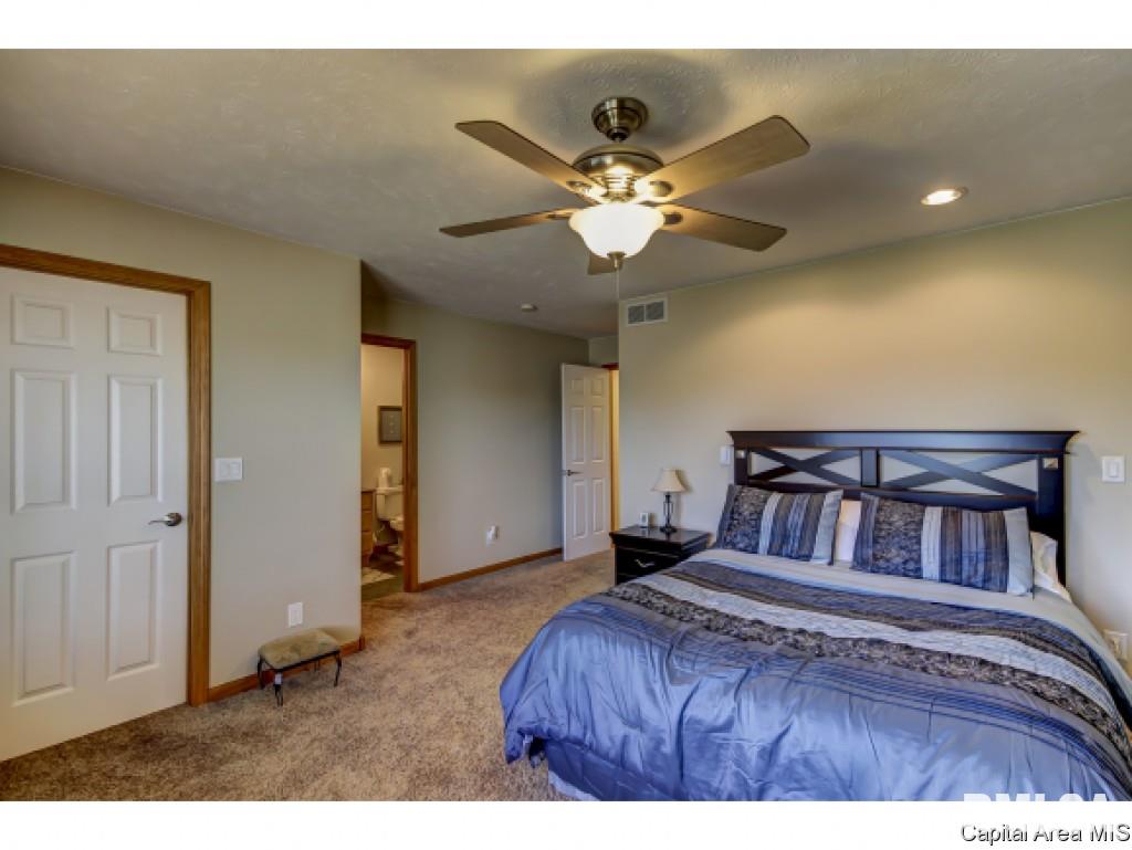 3200 Red Oak Lane Springfield, IL 62712 - Photo 14 of 24