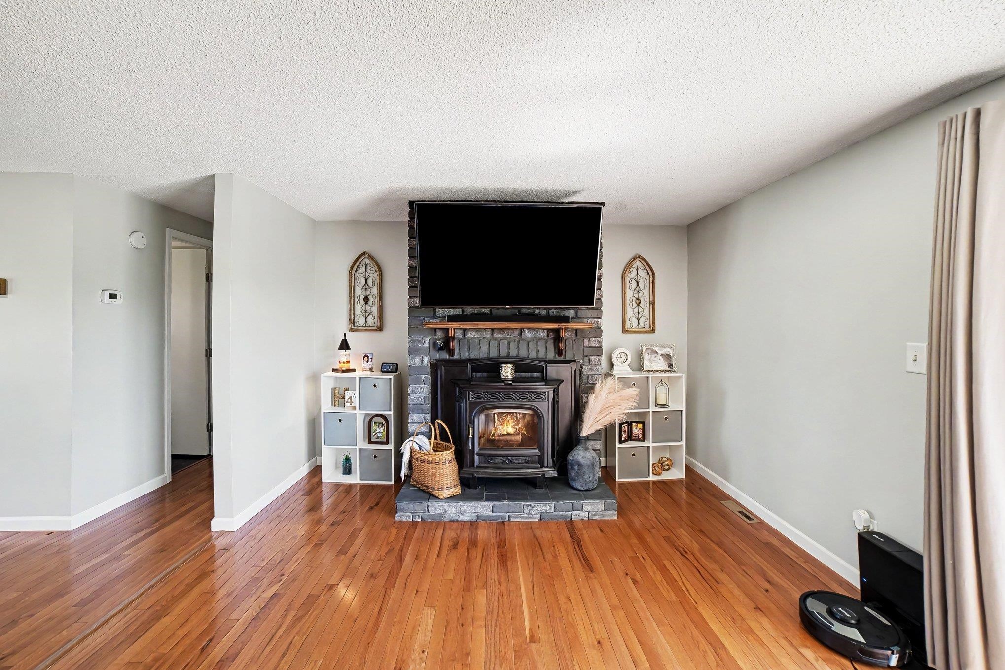 4381 West Pine River Road St. Louis, MI 48880 - Photo 12 of 34