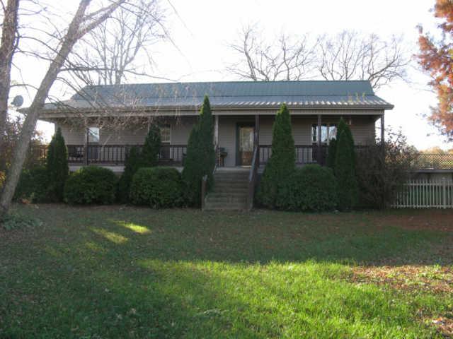 2656 Mcclure Cem Road Huntland, TN 37345 - Photo 1 of 20 If you are looking for a home in a private setting, this is the one for you!!