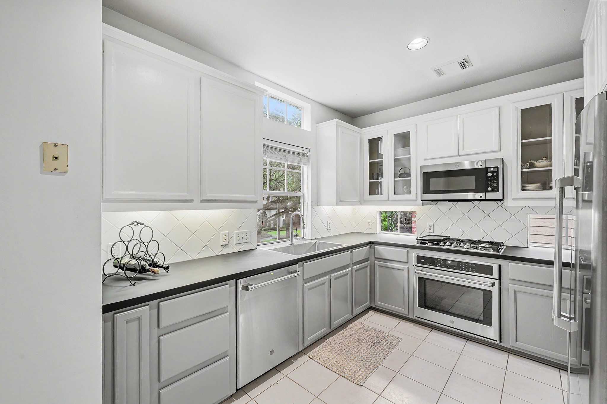 1925 Haddon Street Houston, TX 77019 - Photo 8 of 22