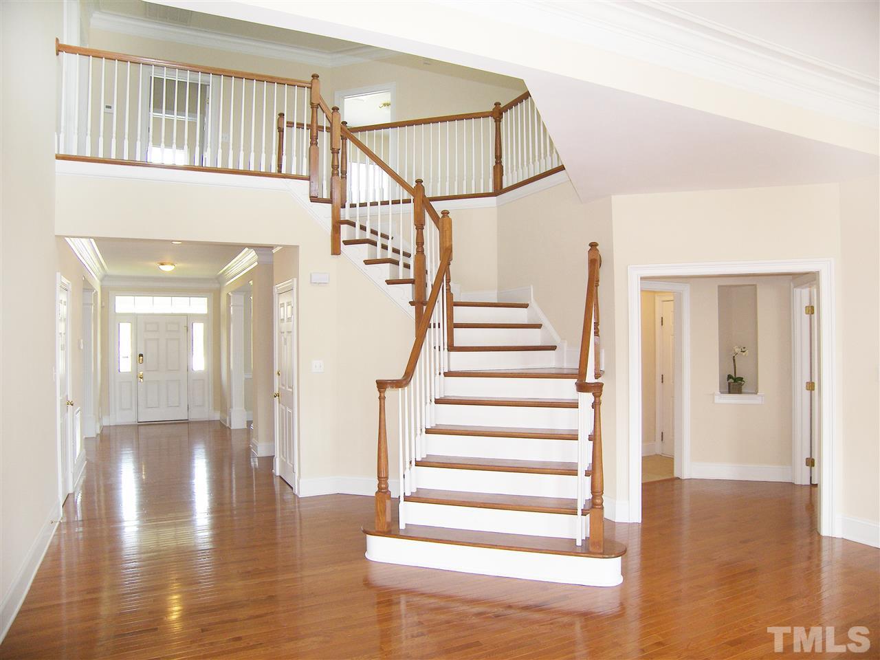 11321 Ridgegate Drive Raleigh, NC 27617 - Photo 4 of 25 Gallery Image 4