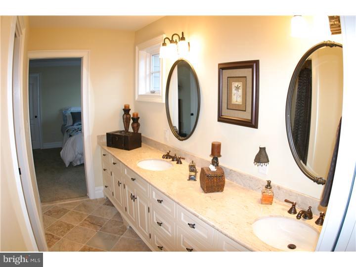 697 Maple Avenue Haddonfield, NJ 08033 - Photo 14 of 24 Gallery Image 14