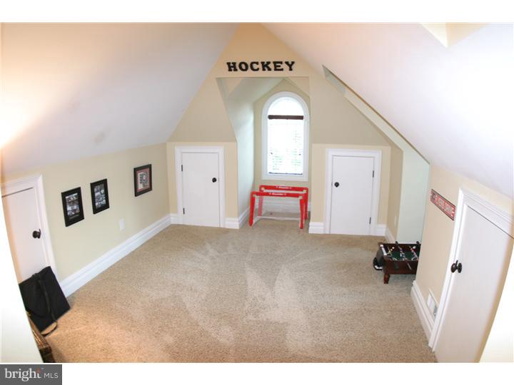 697 Maple Avenue Haddonfield, NJ 08033 - Photo 15 of 24 Gallery Image 15