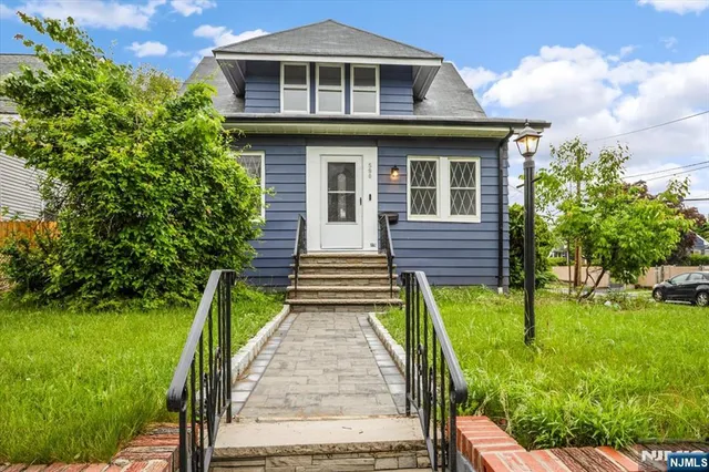 $5,300 | 590 Main Street, Little Falls, NJ 07424