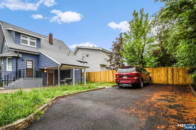 $5,300 | 590 Main Street, Little Falls, NJ 07424