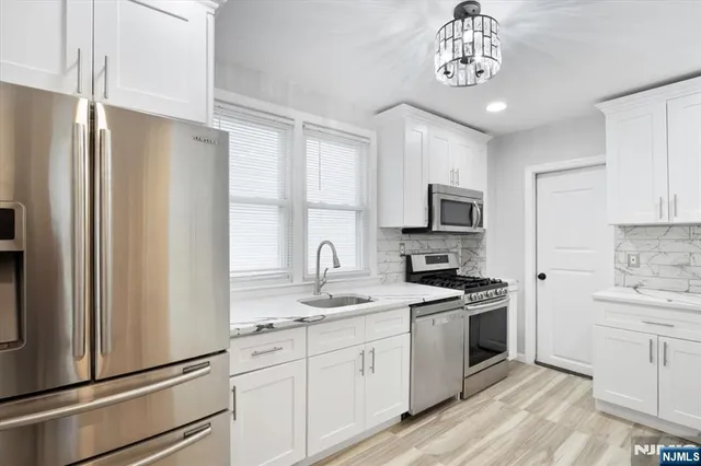 $5,300 | 590 Main Street, Little Falls, NJ 07424