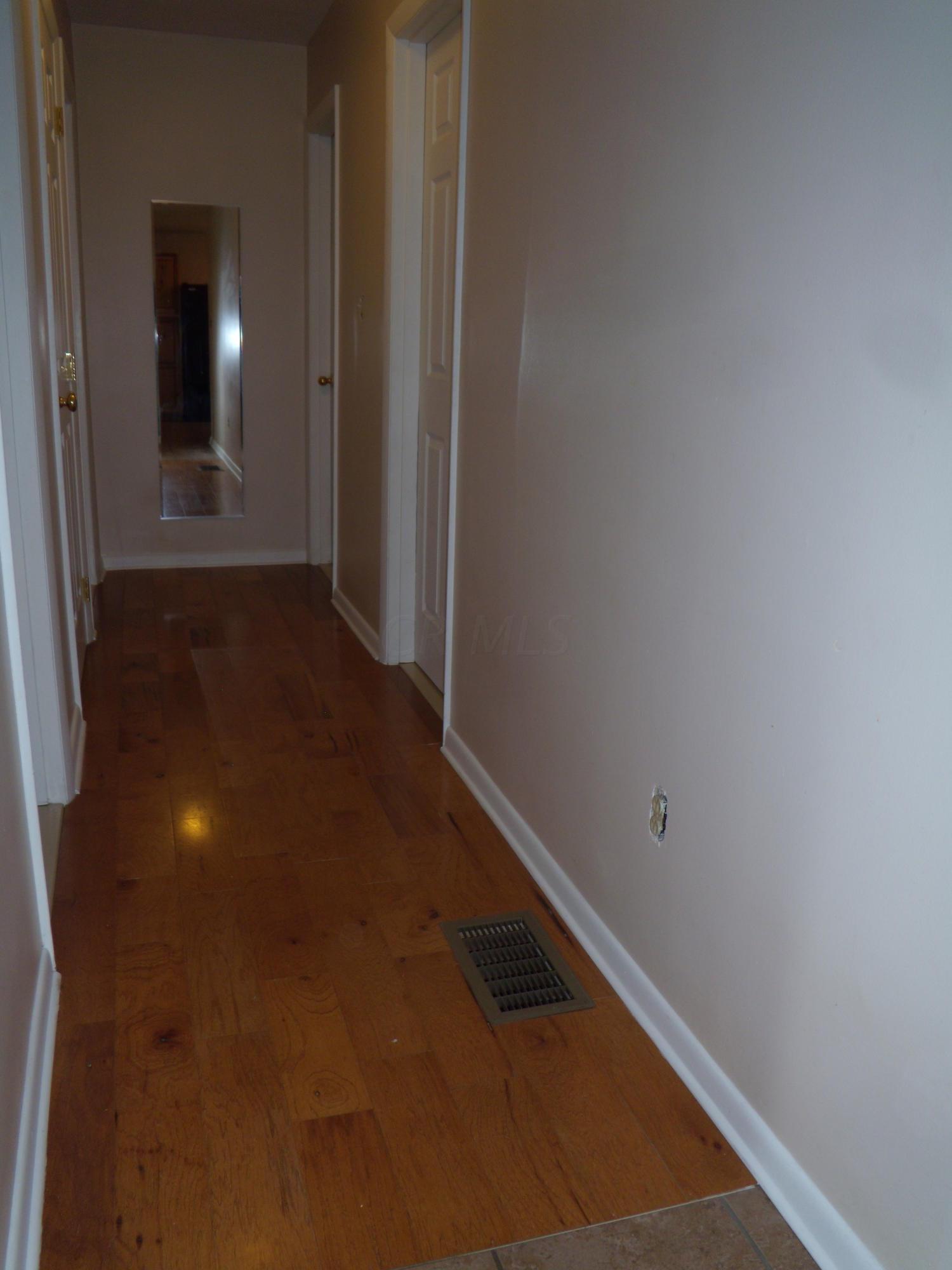 7040 Lithopolis Road Northwest Carroll, OH 43112 - Photo 19 of 31 Gallery Image 19
