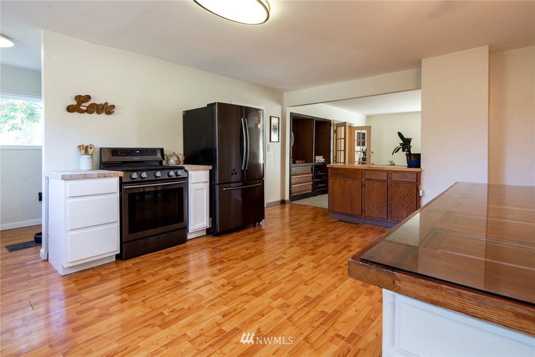5902 Lind Road Everson, WA 98247 - Photo 8 of 37