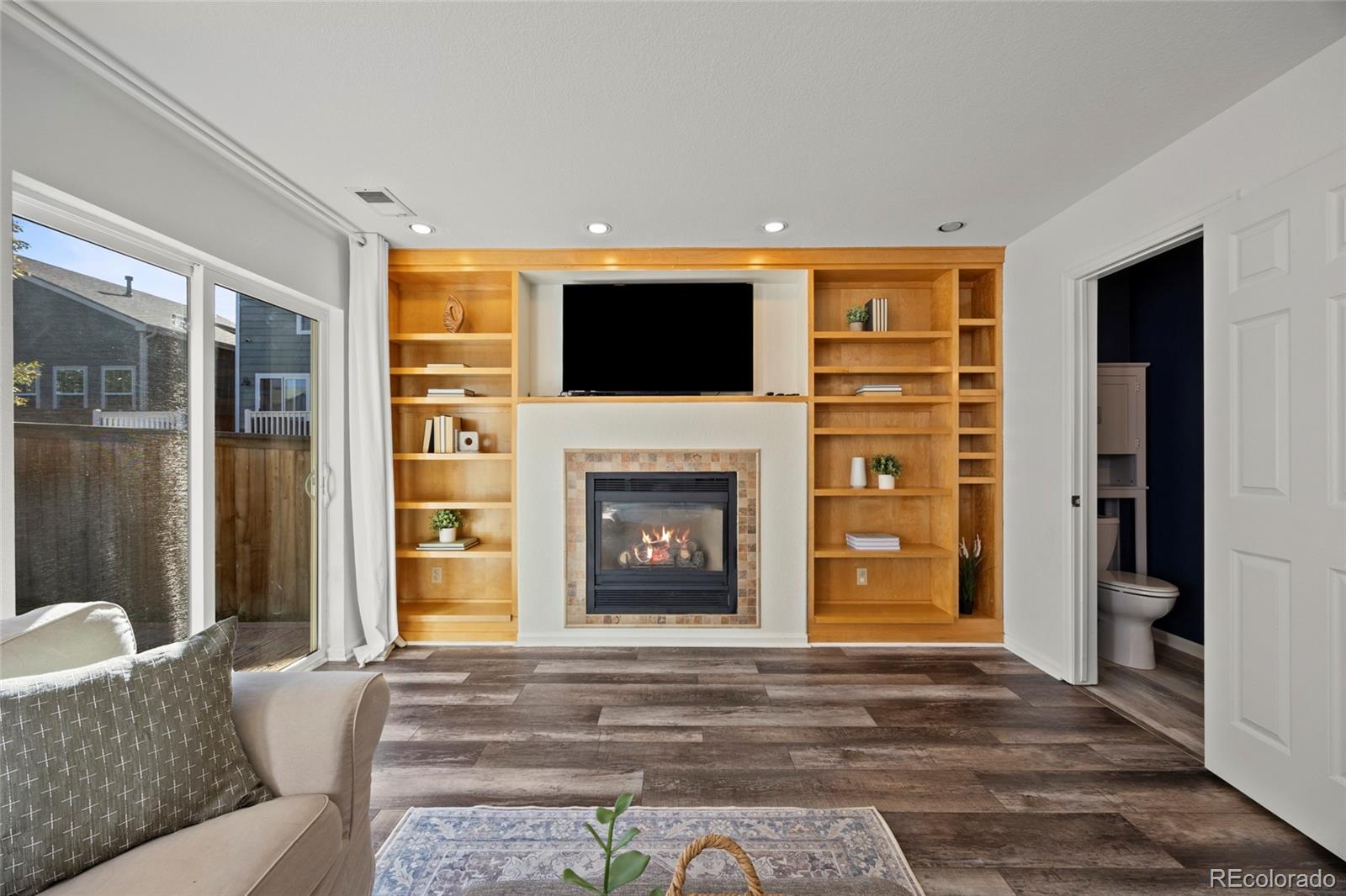 9928 Saybrook Street Highlands Ranch, CO 80126 - Photo 24 of 40 Gallery Image 24