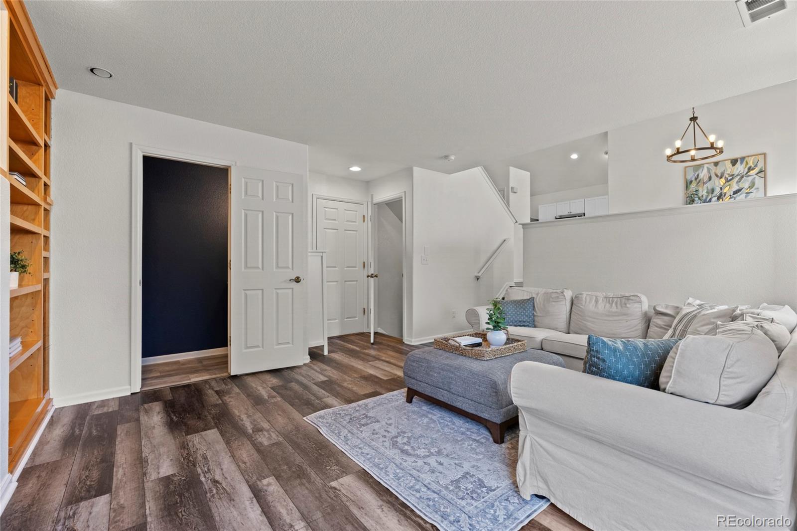 9928 Saybrook Street Highlands Ranch, CO 80126 - Photo 26 of 40 Gallery Image 26