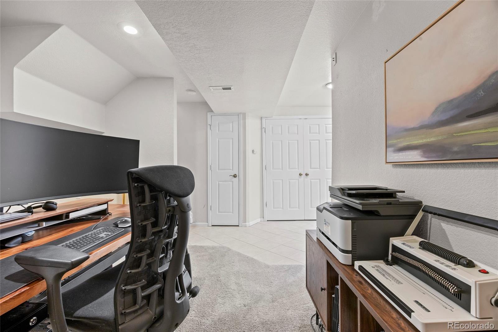 9928 Saybrook Street Highlands Ranch, CO 80126 - Photo 29 of 40 Gallery Image 29