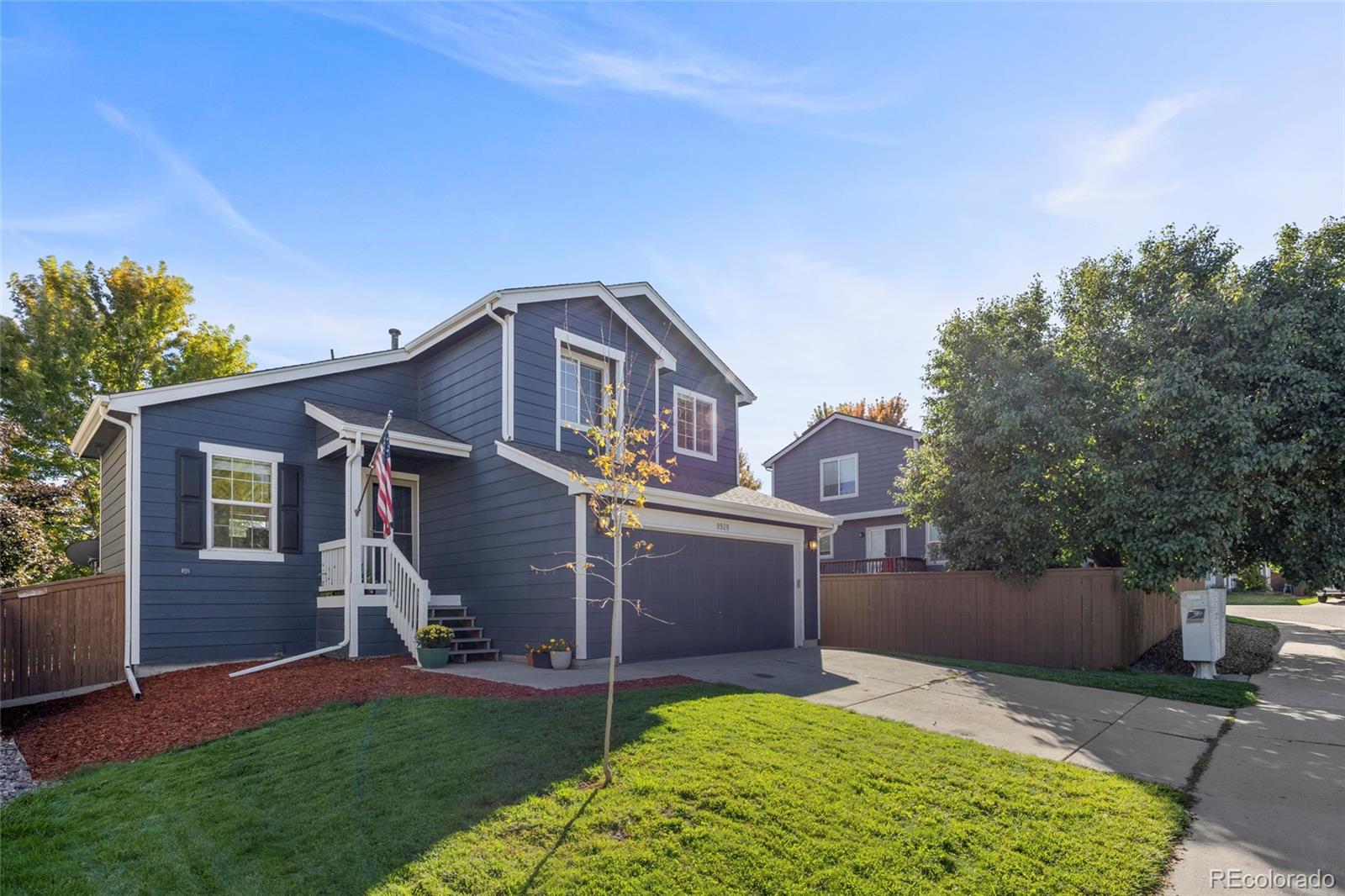 9928 Saybrook Street Highlands Ranch, CO 80126 - Photo 3 of 40 Gallery Image 3