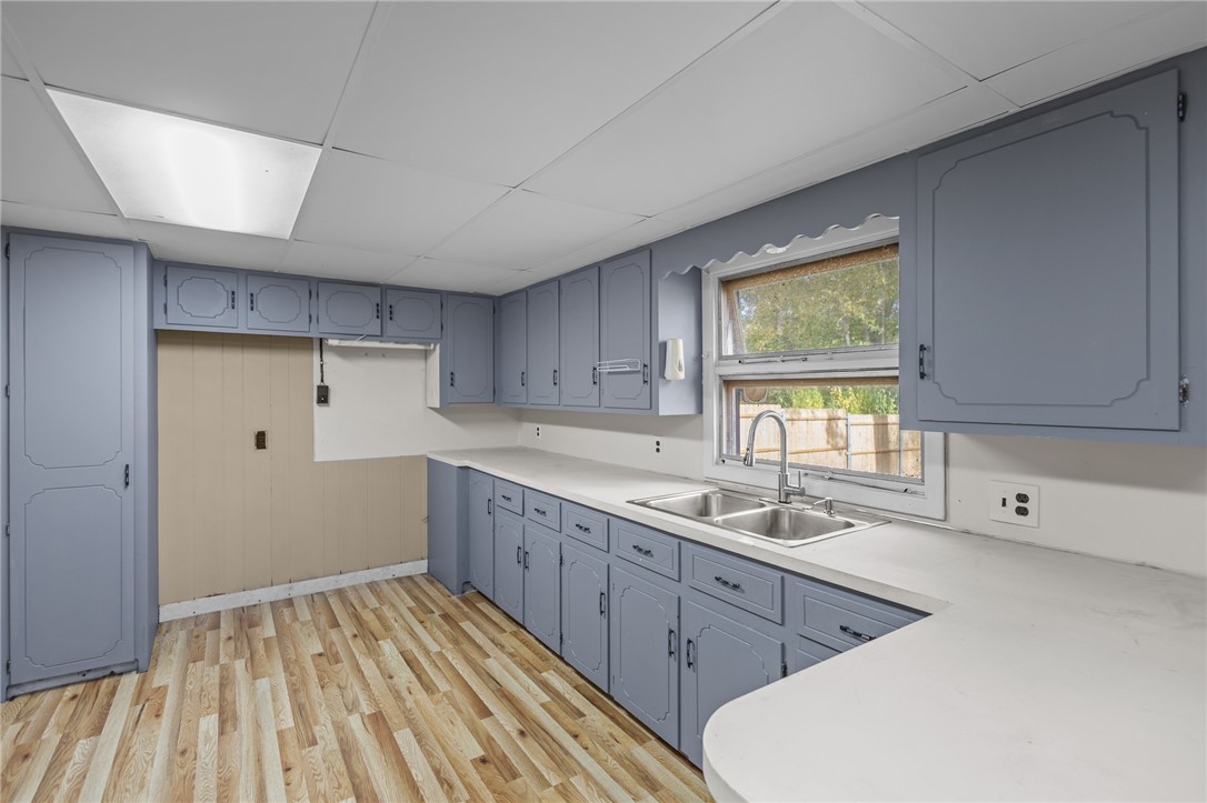 78 Arnold Road Coventry, RI 02816 - Photo 14 of 35