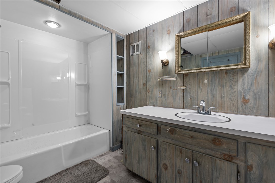 78 Arnold Road Coventry, RI 02816 - Photo 20 of 35