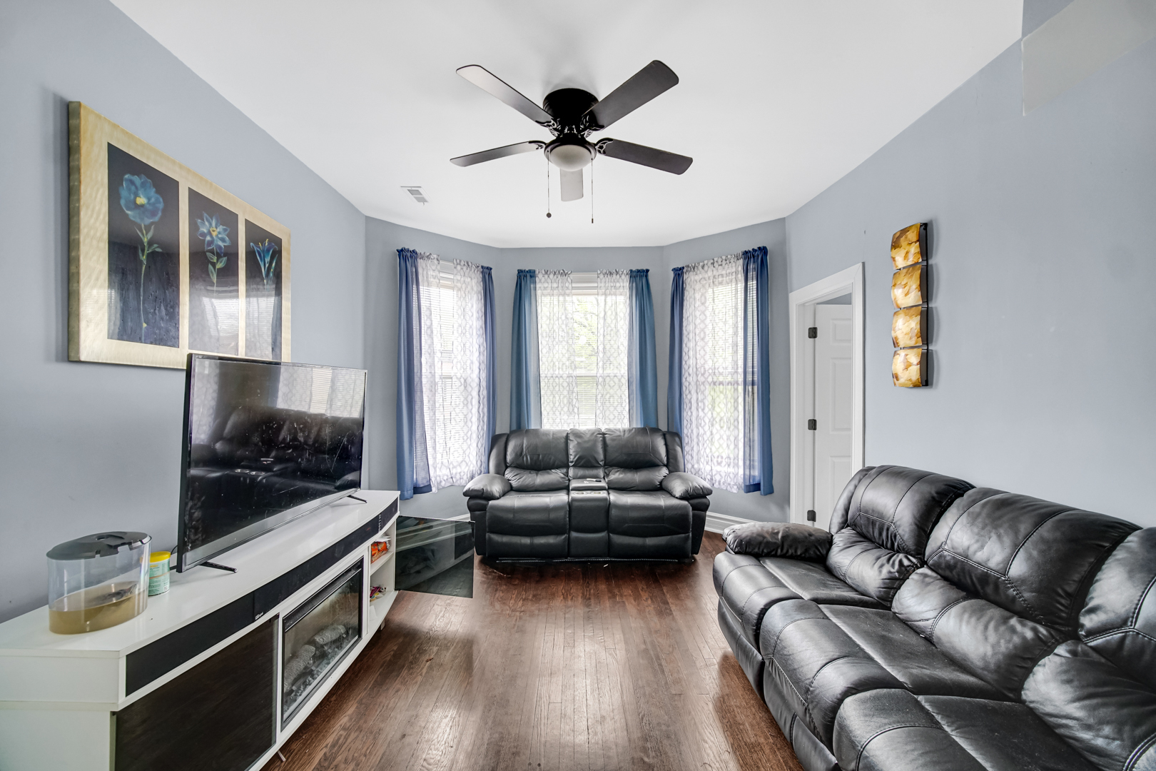 5733 South Morgan Street Chicago, IL 60621 - Photo 9 of 21 Gallery Image 9