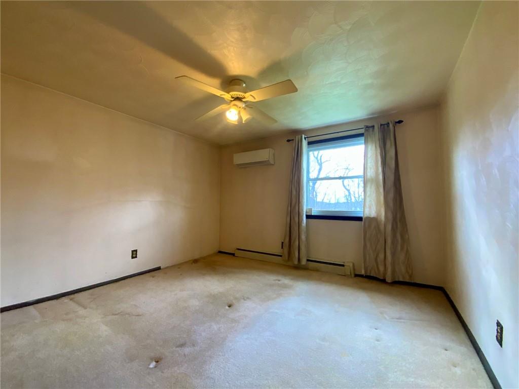 292 Tomlinson Run Georgetown, PA 15043 - Photo 21 of 32 Bedroom 1