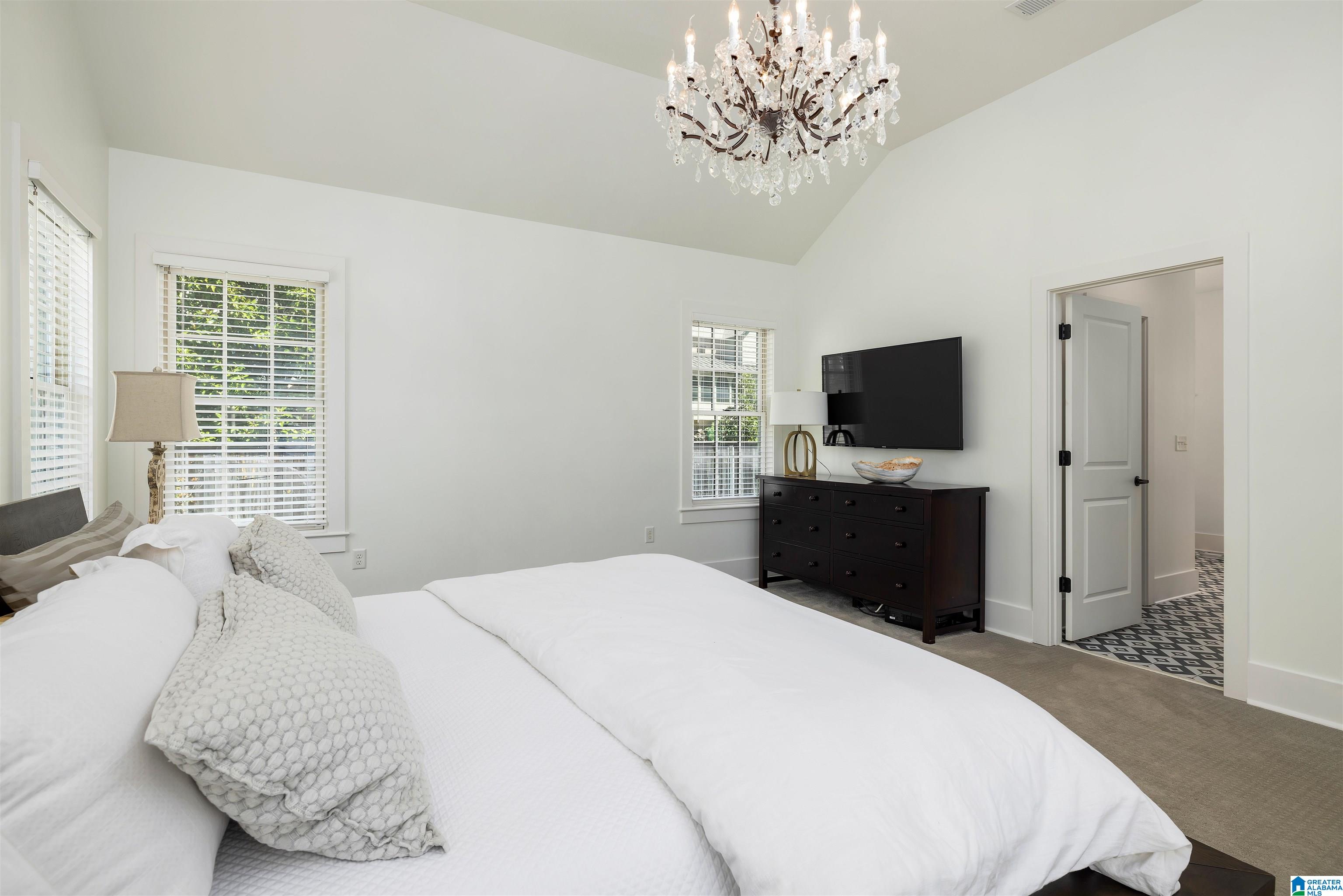 1106 Irving Road Birmingham, AL 35209 - Photo 31 of 52
