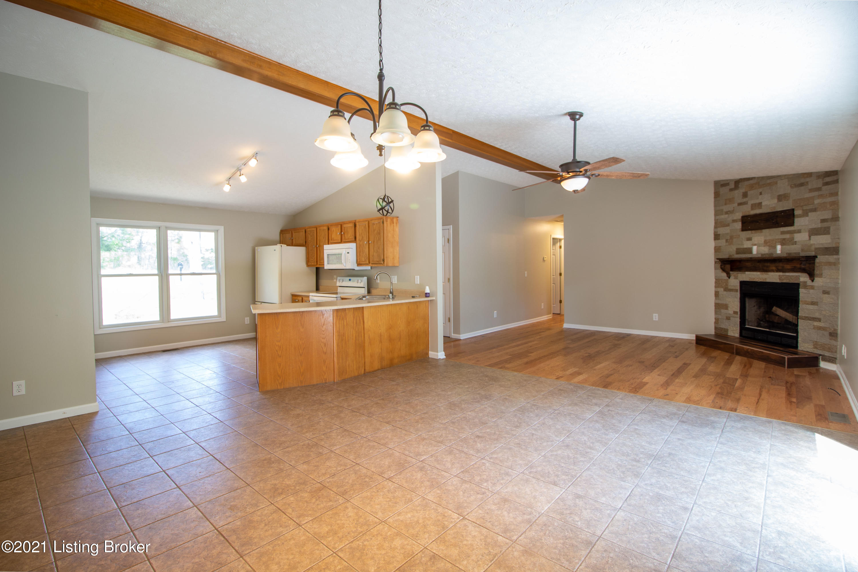 2 Tanager Road Brandenburg, KY 40108 - Photo 4 of 22 all pics (1 of 25)