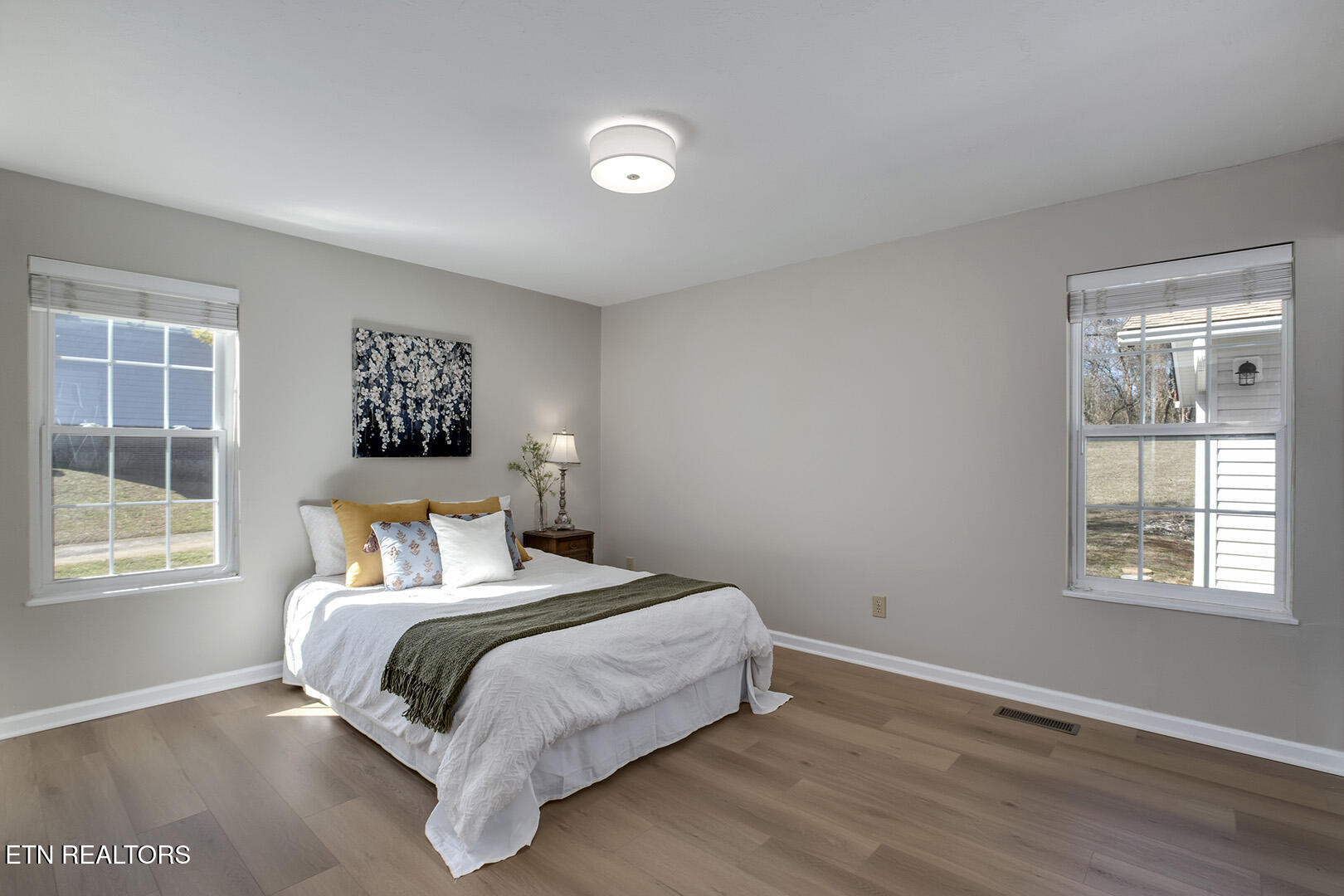 12409 Boyd Station Road Knoxville, TN 37934 - Photo 28 of 60 Primary Bedroom
