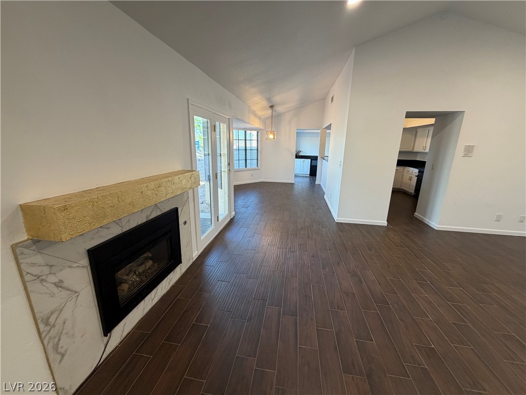 245 North Cimarron Road Las Vegas, NV 89145 - Photo 17 of 39