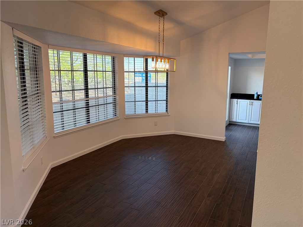 245 North Cimarron Road Las Vegas, NV 89145 - Photo 19 of 39