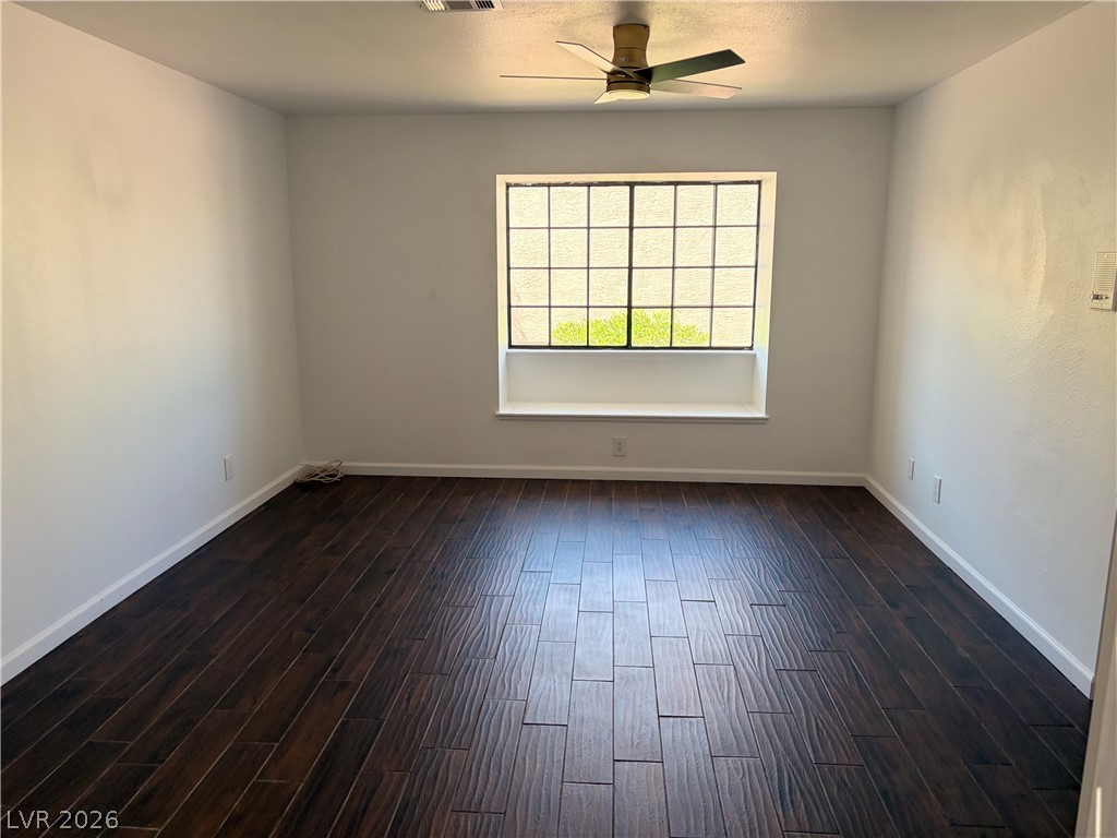 245 North Cimarron Road Las Vegas, NV 89145 - Photo 33 of 39