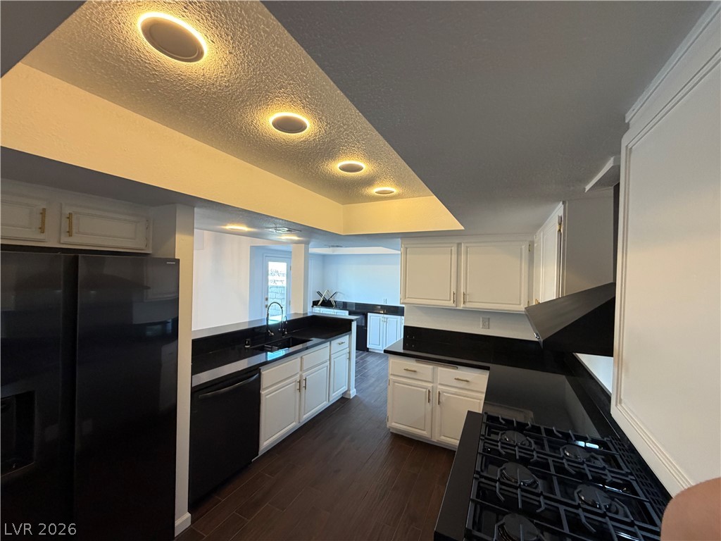 245 North Cimarron Road Las Vegas, NV 89145 - Photo 10 of 39