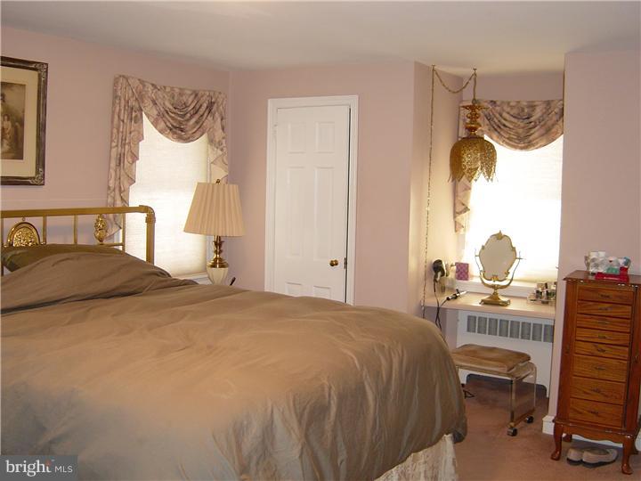 400 Old Farm Road Wyncote, PA 19095 - Photo 11 of 25