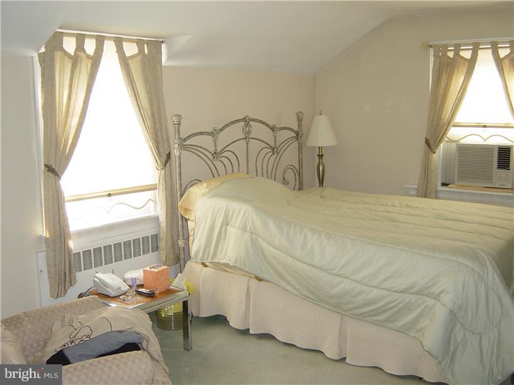 400 Old Farm Road Wyncote, PA 19095 - Photo 19 of 25