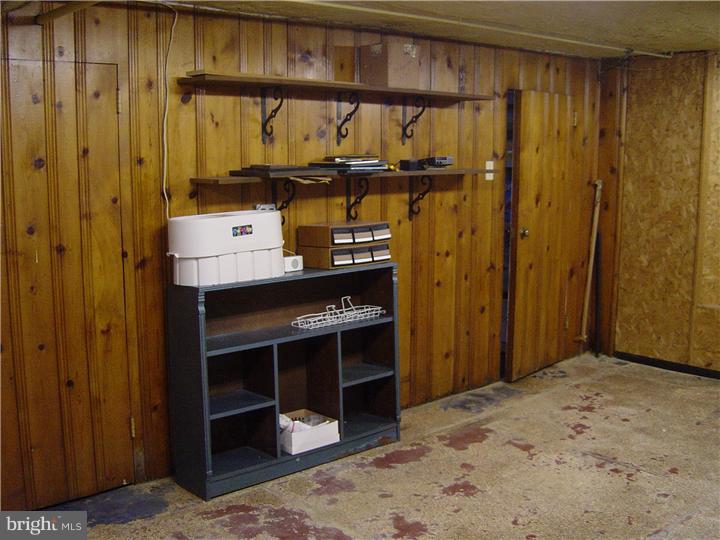 400 Old Farm Road Wyncote, PA 19095 - Photo 21 of 25