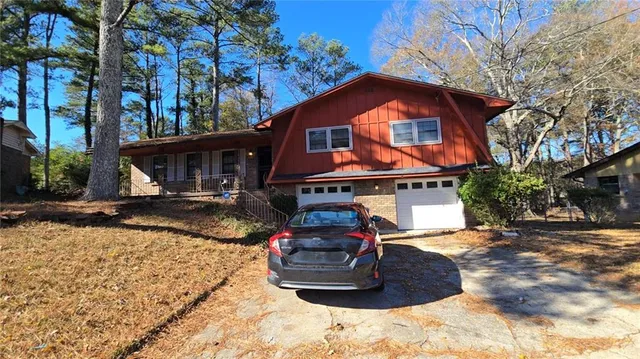 $239,900 | 5675 Morning Creek Circle, Atlanta, GA 30349