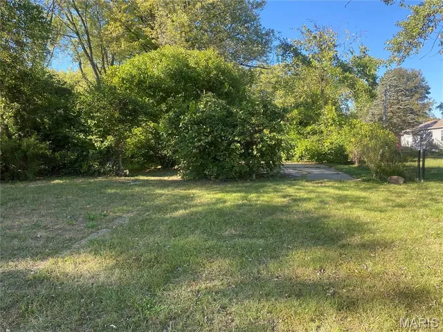 $19,900 | 212 Meadowbrook Drive, O'Fallon, IL 62269