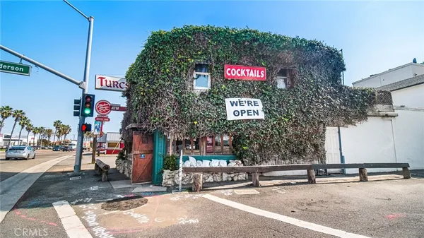$3,250,000 | 16321 Pacific Coast Highway, Sunset Beach, CA 90742