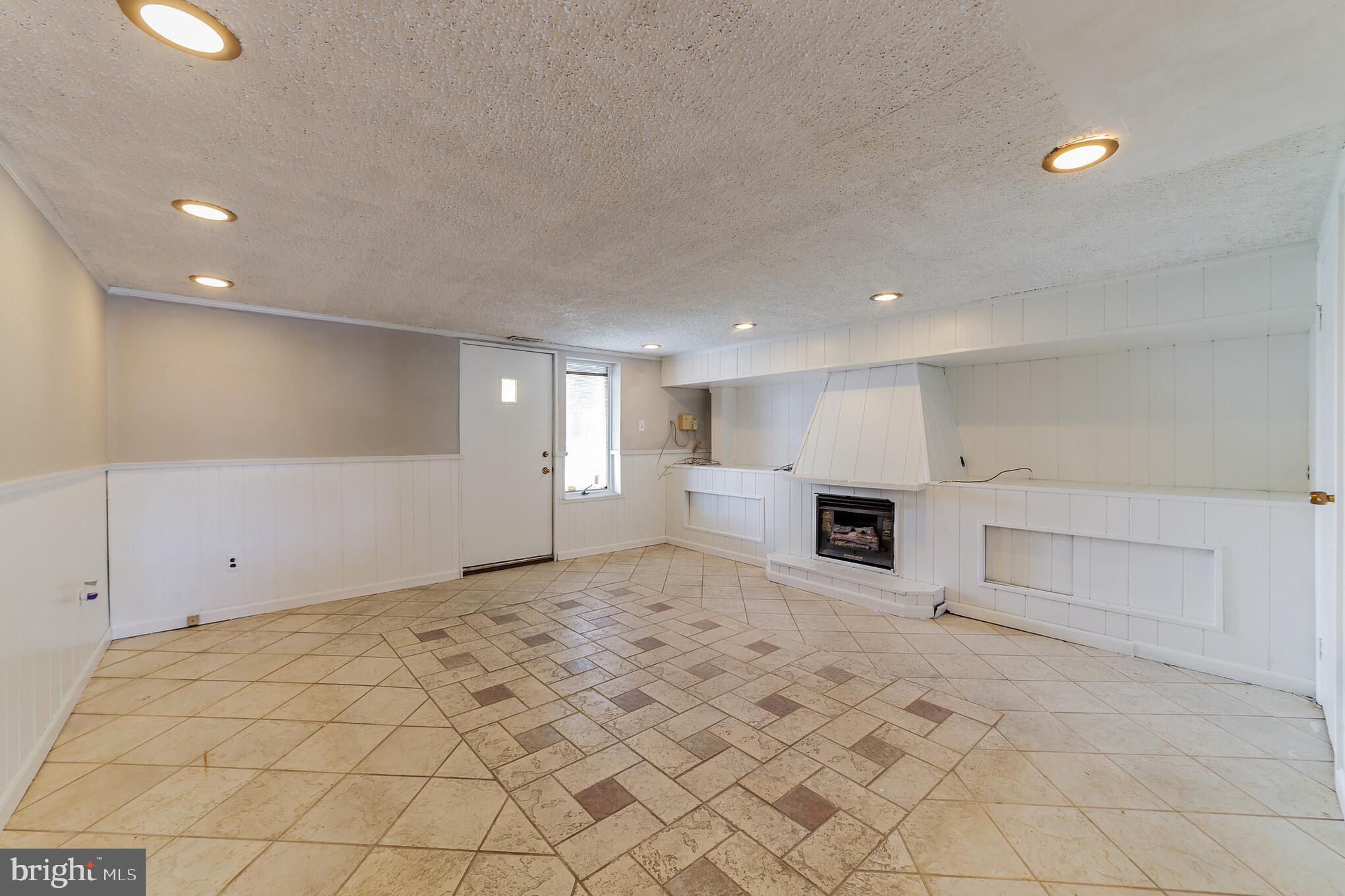 10916 Knights Road Philadelphia, PA 19154 - Photo 16 of 33 Gallery Image 16