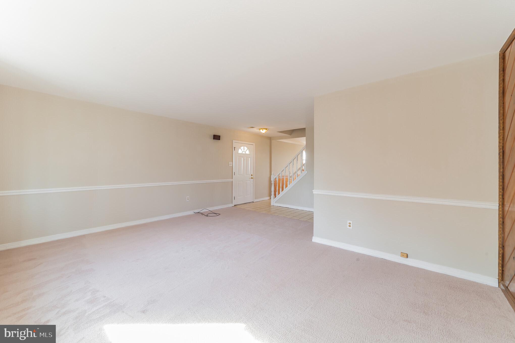 10916 Knights Road Philadelphia, PA 19154 - Photo 5 of 33 Gallery Image 5