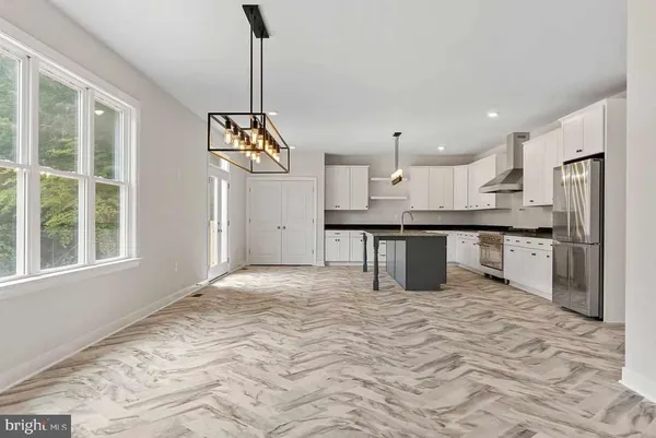 $750,000 | 19 Steamboat Lane, Heathsville, VA 22473