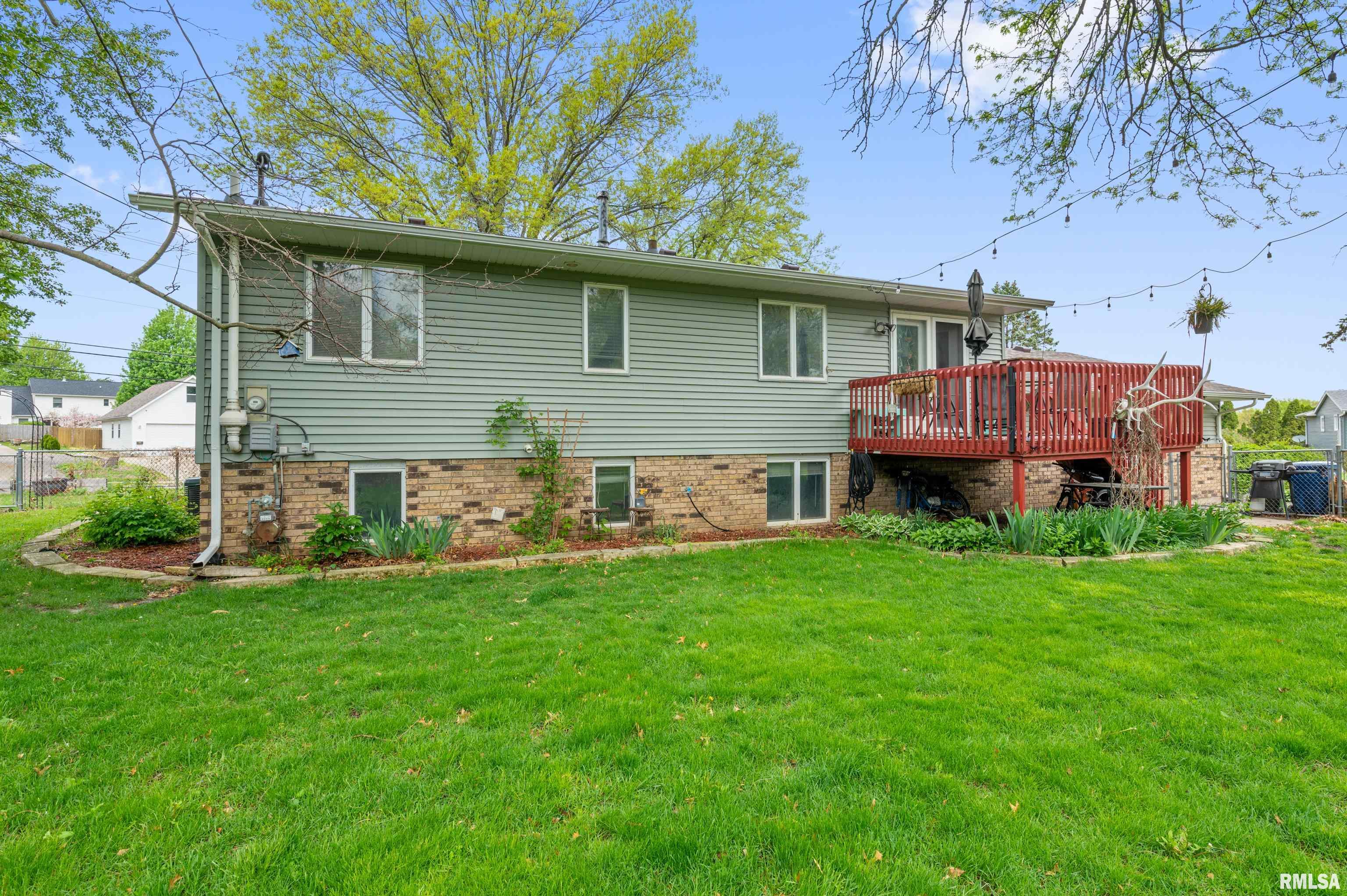 2729 Jersey Ridge Road Davenport, IA 52803 - Photo 5 of 28 Gallery Image 5