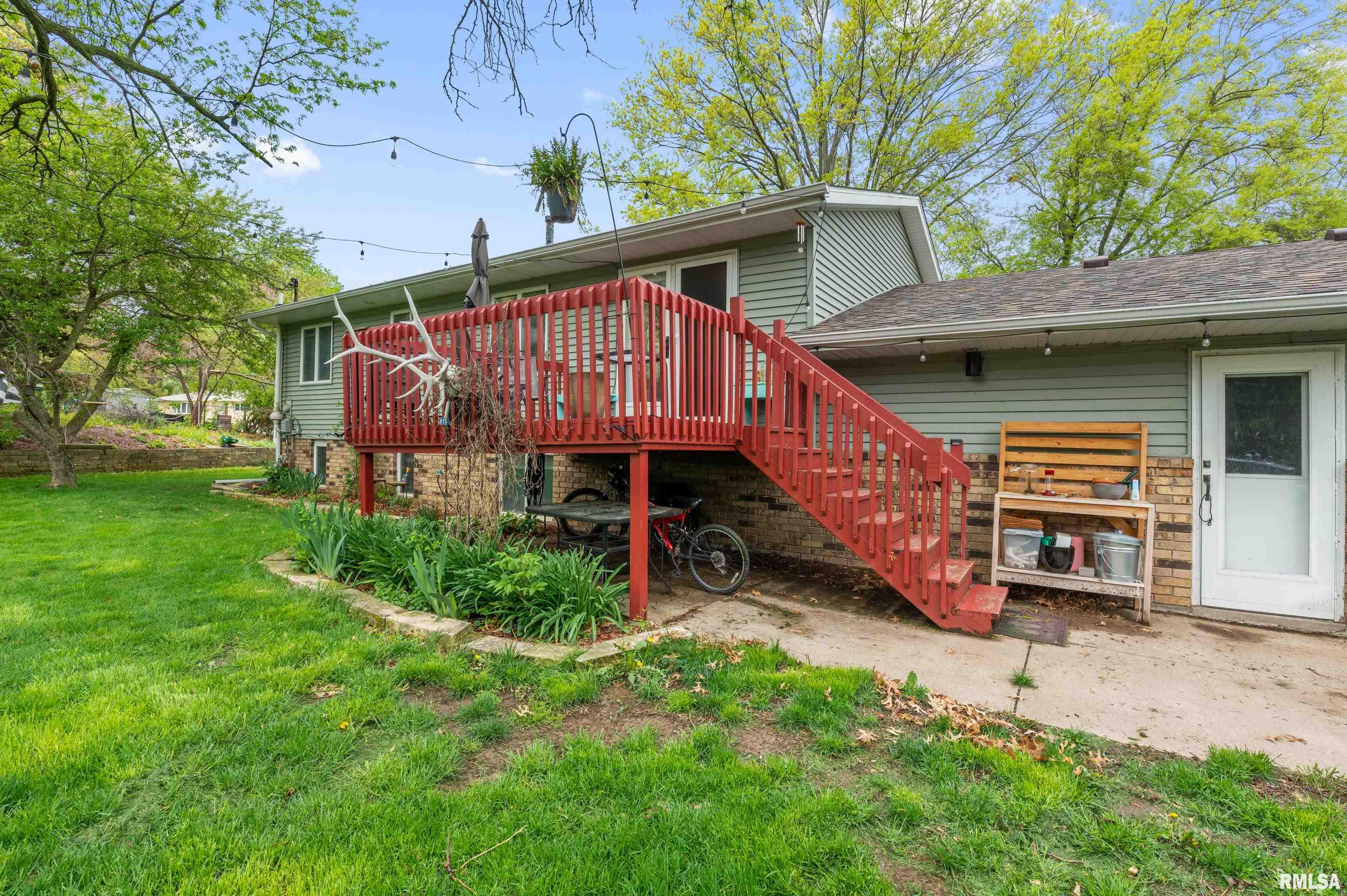 2729 Jersey Ridge Road Davenport, IA 52803 - Photo 7 of 28 Gallery Image 7