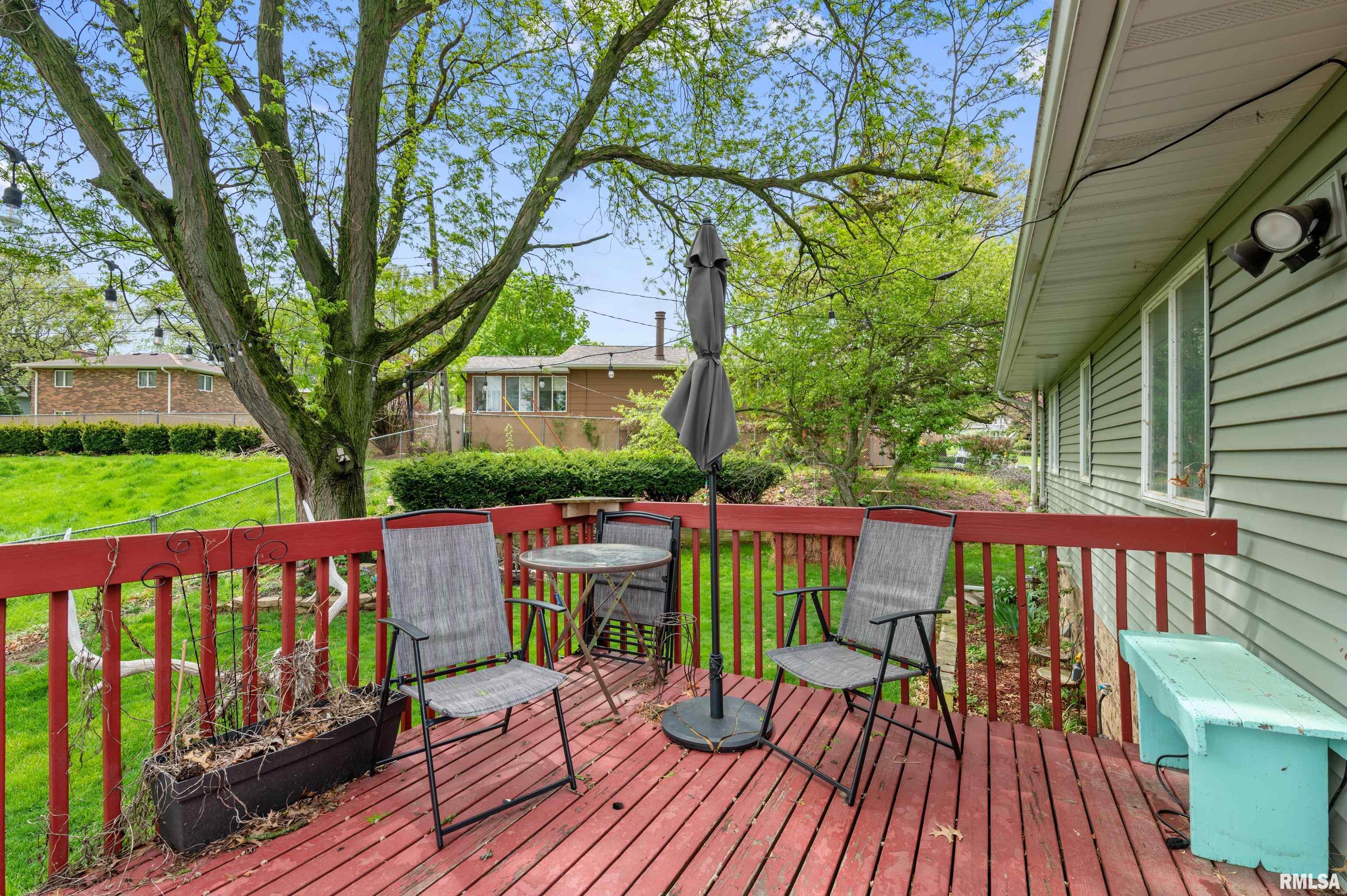 2729 Jersey Ridge Road Davenport, IA 52803 - Photo 8 of 28 Gallery Image 8