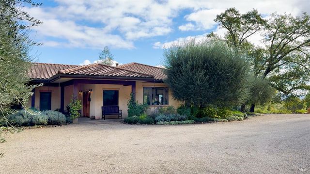 $3,450,000 | 9981 West Dry Creek Road, Healdsburg, CA 95448