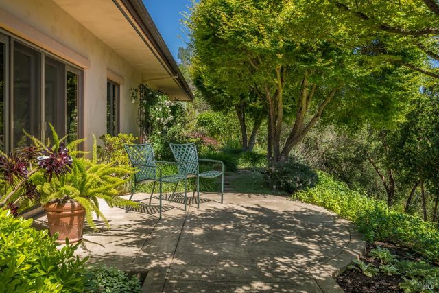 $3,450,000 | 9981 West Dry Creek Road, Healdsburg, CA 95448