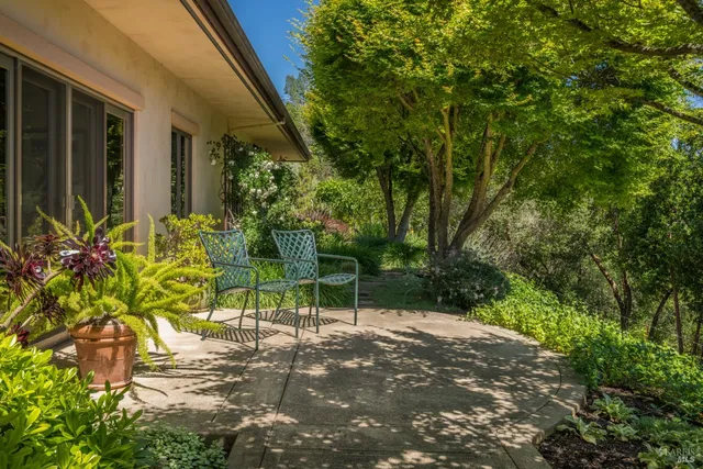 $3,450,000 | 9981 West Dry Creek Road, Healdsburg, CA 95448