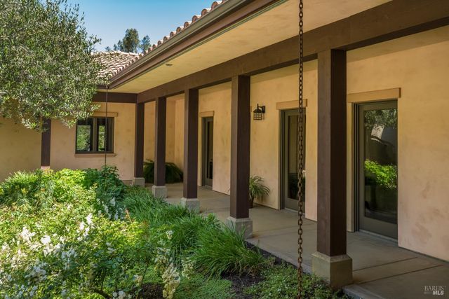 $3,450,000 | 9981 West Dry Creek Road, Healdsburg, CA 95448
