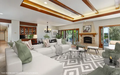 $3,450,000 | 9981 West Dry Creek Road, Healdsburg, CA 95448