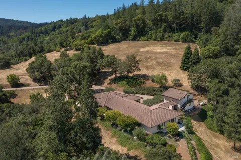 $3,450,000 | 9981 West Dry Creek Road, Healdsburg, CA 95448