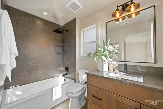 $1,299,000 | 1023 Potts Drive, McCall, ID 83638