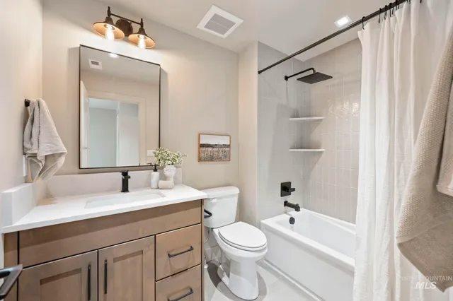 $1,299,000 | 1023 Potts Drive, McCall, ID 83638