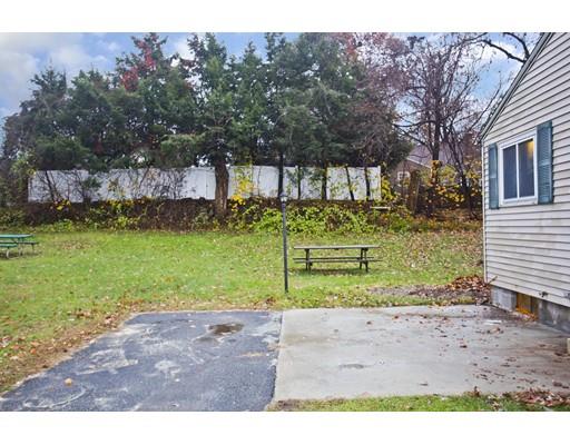 49 Loretta Street Springfield, MA 01118 - Photo 4 of 19 Gallery Image 4